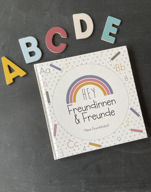 Freundebuch für Grundschulkinder · HEY FREUNDINNEN & FREUNDE · Regenbogen